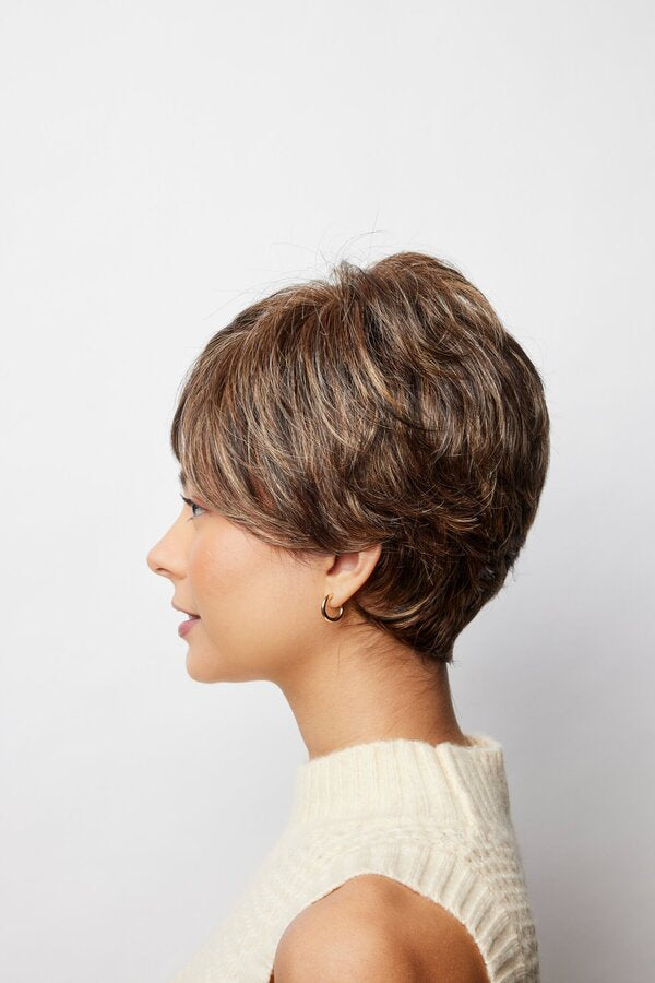 Bay Wig - 2585 Amore Collection