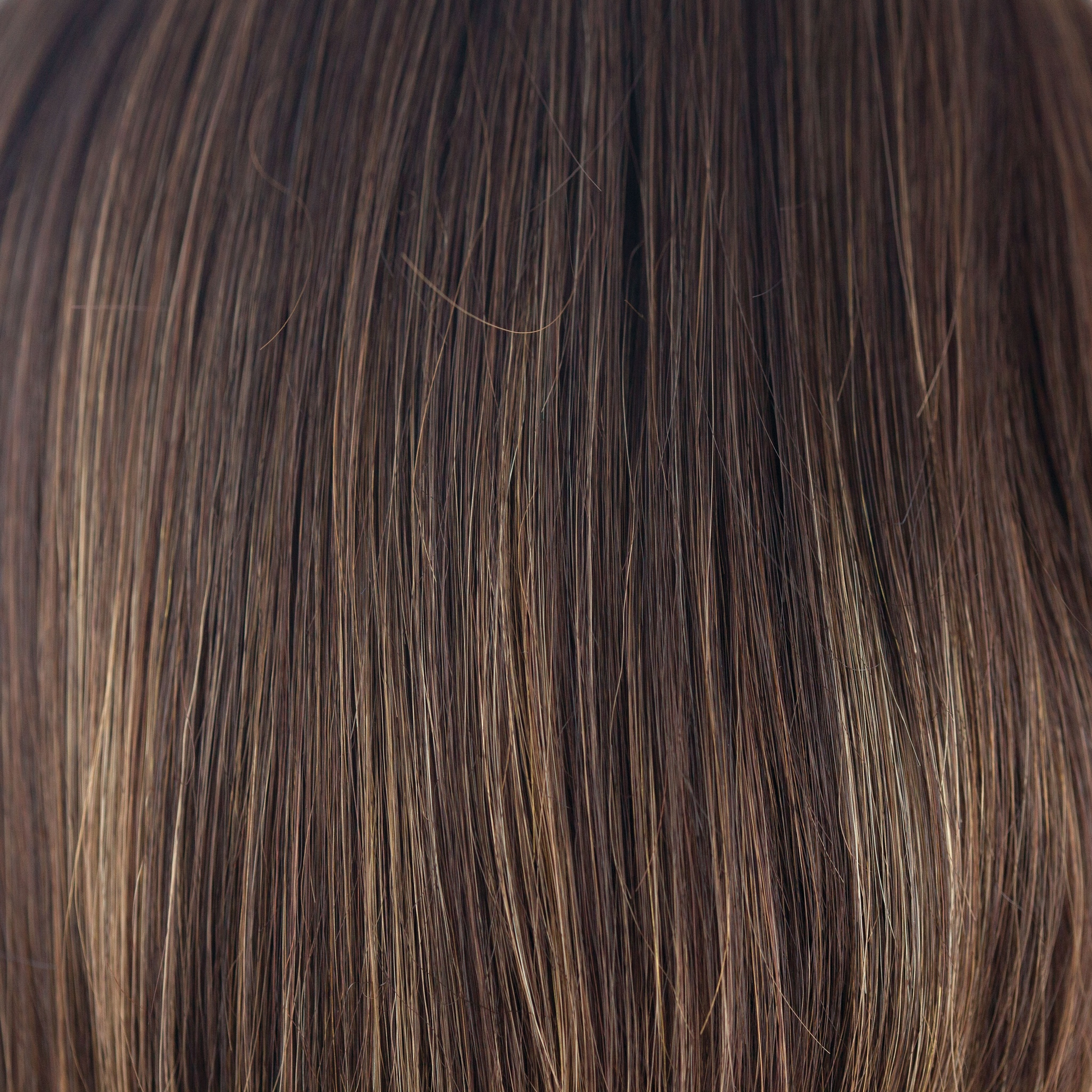 Coffee Latte-R  -  This is our rooted version of Coffee Latte. With a cappucino-base mixed with warm medium brown and medium golden blond highlights, the rich, deep dark brown roots give a natural shadowed appearance.