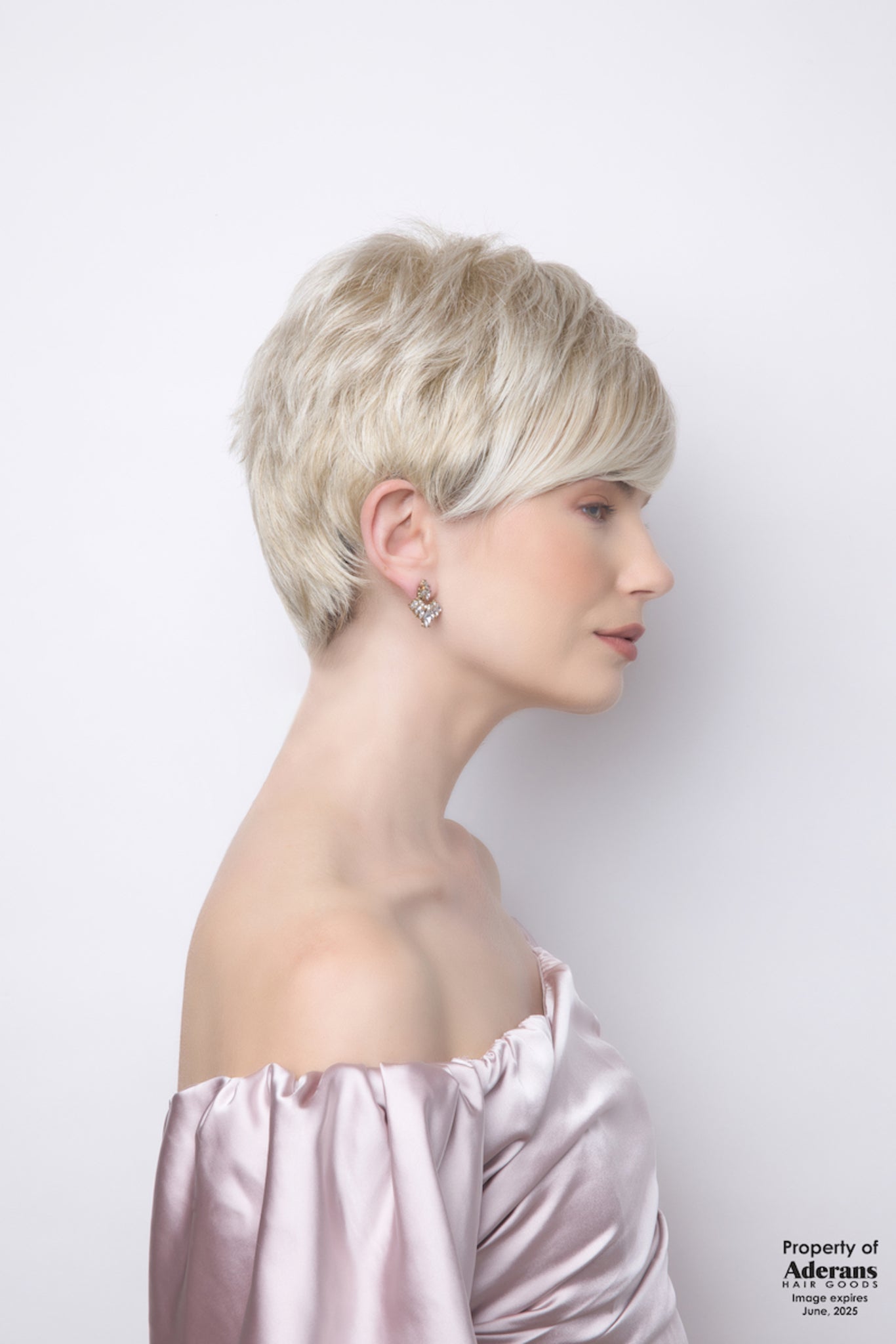 Amara Wig - 1033   Alexander Couture Collection