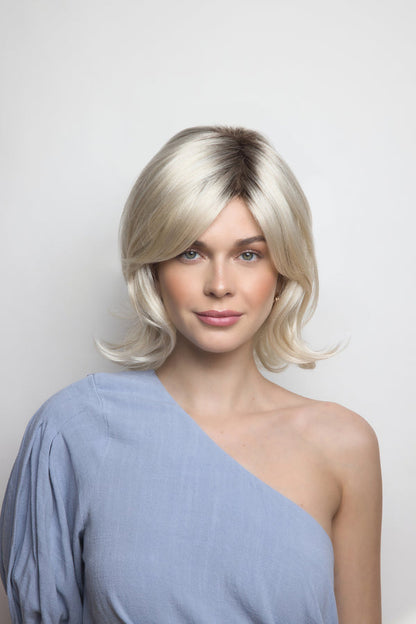 Levy Wig - 2582   Amore Collection