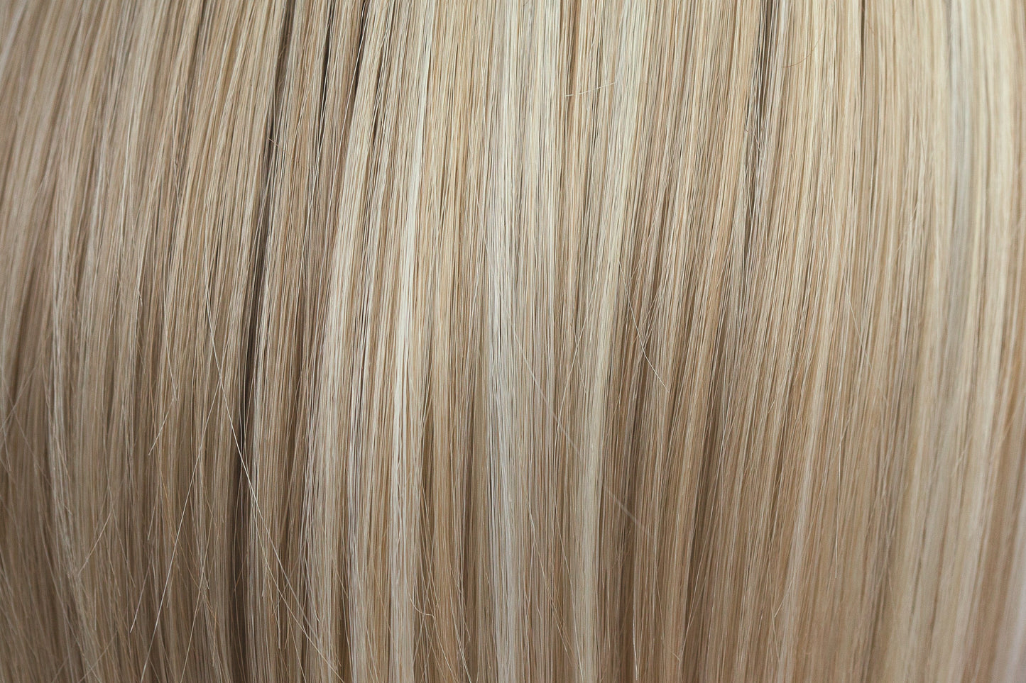 Valentina Wig - 5027   The Orchid Collection